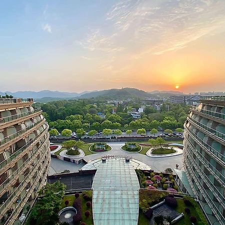 Wyndham Grand Plaza Royale Hangzhou Exterior photo