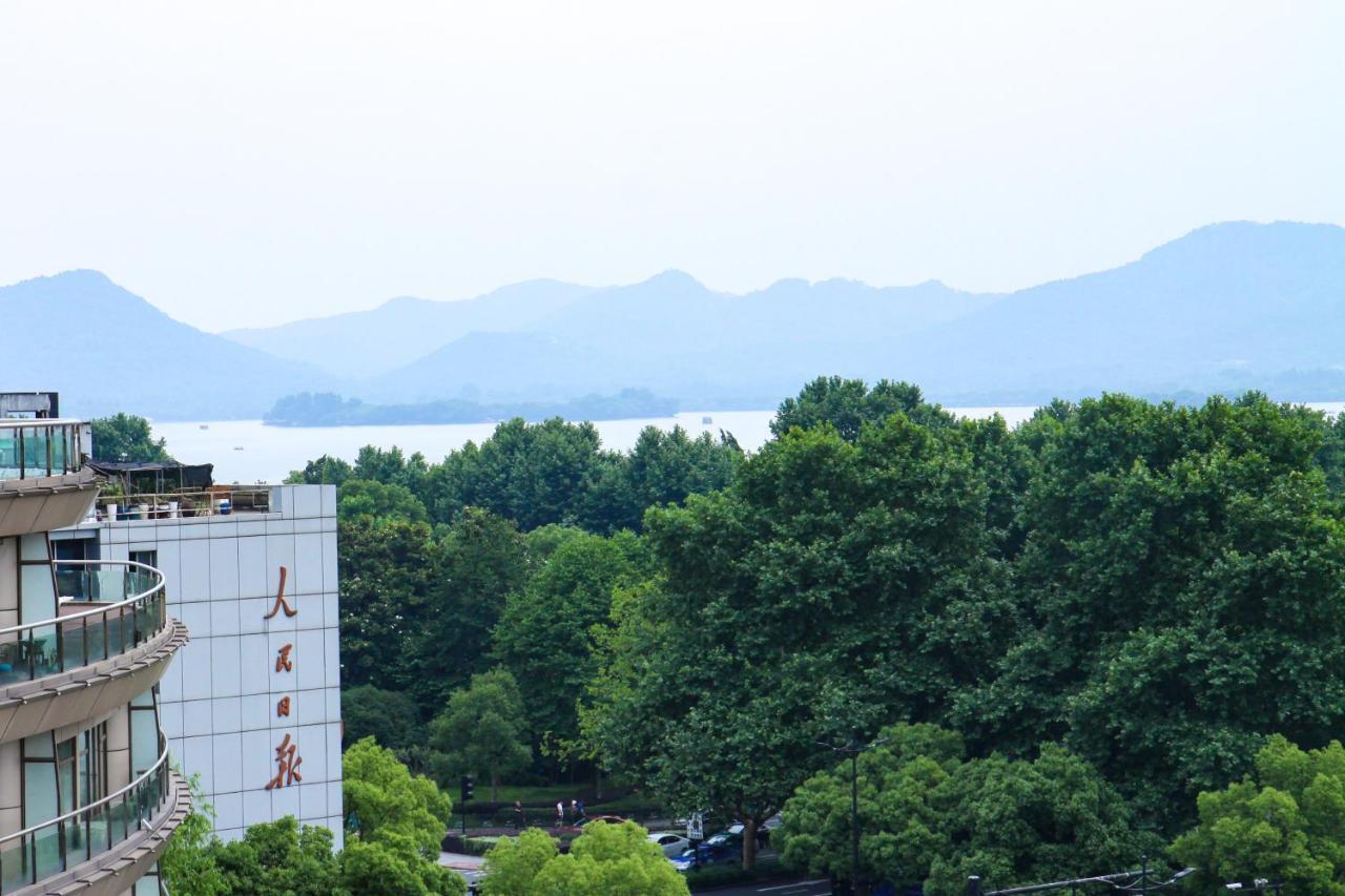 Wyndham Grand Plaza Royale Hangzhou Exterior photo